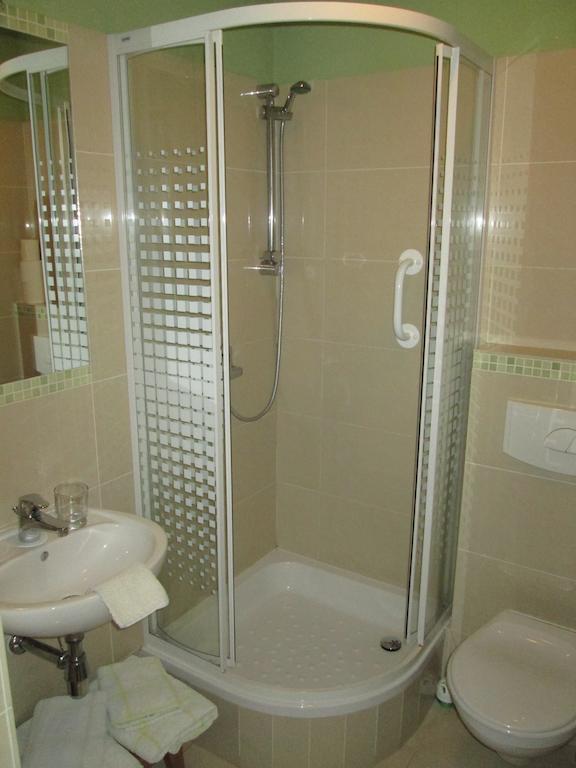 Hotel Zaulek Дембица Номер фото